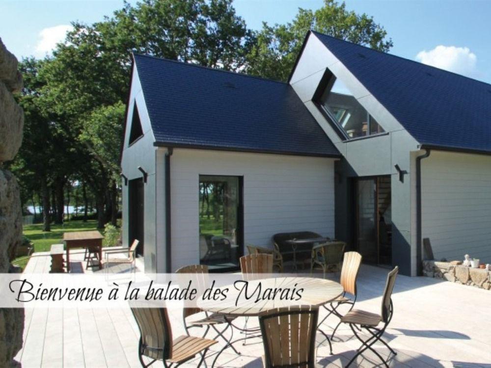 La Balade Des Marais Bed & Breakfast Saint-Molf Exterior photo
